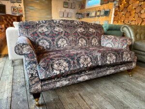 Haighton 2 seat (175cm) in William Morris velvet